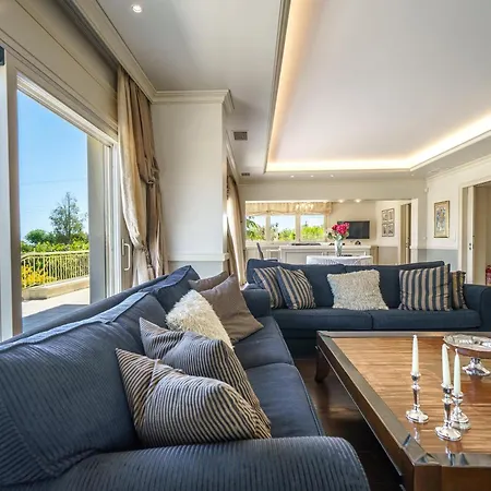 Rallou Villa Gazi